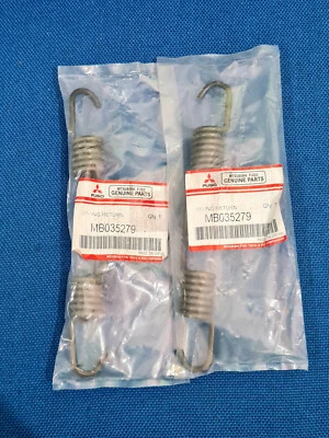 MITSUBISHI FUSO CANTER FE125 FE73 FE83 FE84 REAR WHEEL BRAKE SHOE SPRINGS SET Foto 1 de 3