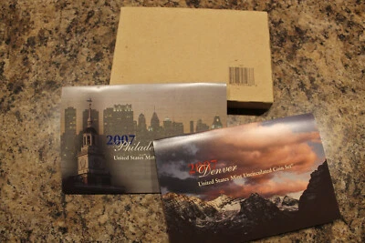 2007 UNITED STATES MINT UNCIRCULATED COIN SET , SEALED UNOPENED MINT PACKAGE,,, - Image 1 of 4