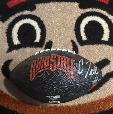 Futebol americano do estado de Ohio assinado por Carnell Tate - Imagem 1 de 4