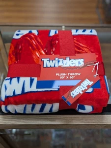 TWIZZLERS CANDY LOGO ROSSO PELUCHE 50” X 60” licenza ufficiale nuova con etichette - Foto 1 di 4