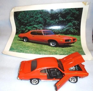 1969 Pontiac GTO "The Judge" 20 x 16 Poster #657 & Ertl 1:18 Modell GTO Judge - Bild 1 von 12