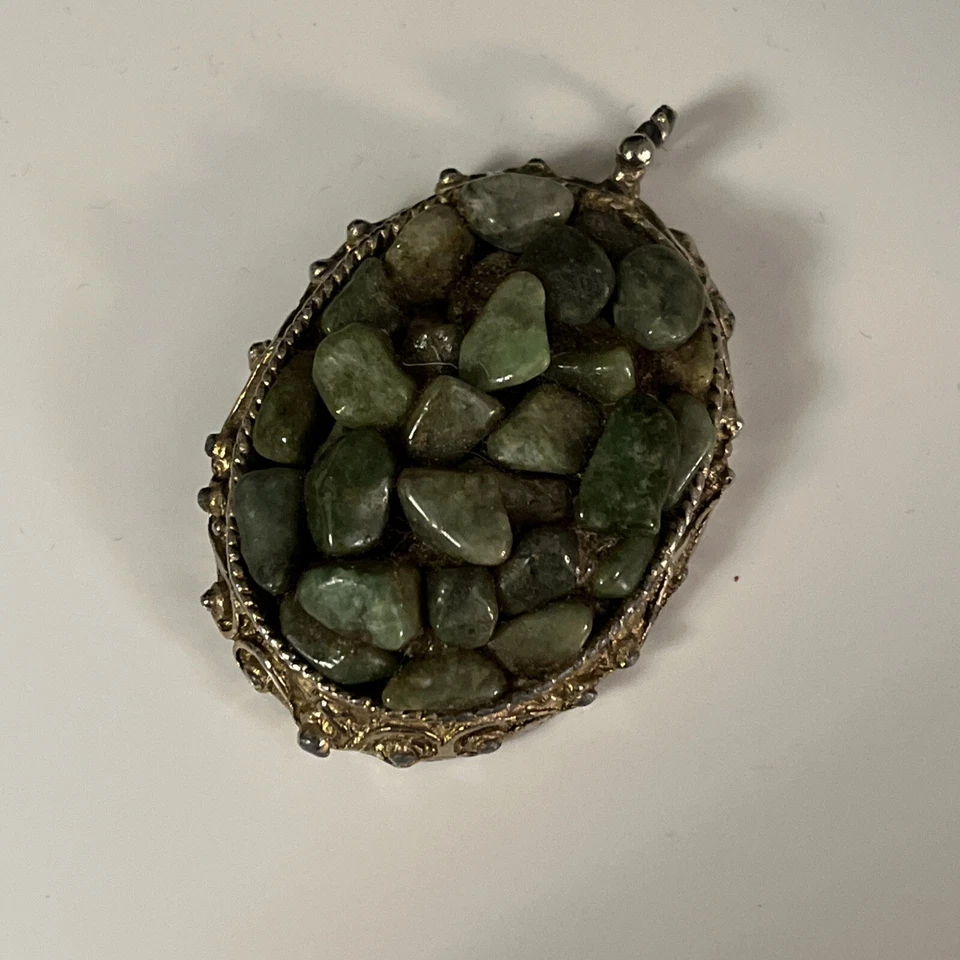 (u718) ¿Ágata verde? Colgante Piedra Jade? ¿Turquesa? Esmalte dorado tono plata 1-3/4 Foto 1 de 3