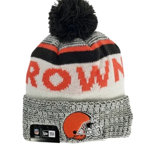 Gorro Cleveland Browns para hombre New Era con pompón OSFM - Imagen 1 de 1