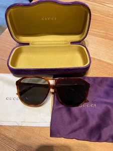 Gucci sunglasses - Picture 1 of 4