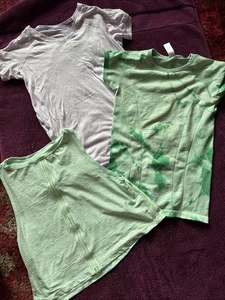 Ivivva By Lululemon Girls Lot Of 3 T- Shirt Tops Sz12 VGUC Lilac And Green - Picture 1 of 7