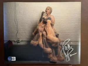 Patti LuPone signed Autogramm 8x10 Foto COA BAS Beckett #BK60809 - Bild 1 von 1