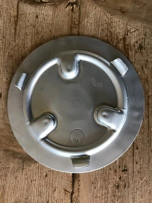 Пластина напольного покрытия BMW 2002 e10 номер детали 41125676192 X 4 - Изображение 1 из 2