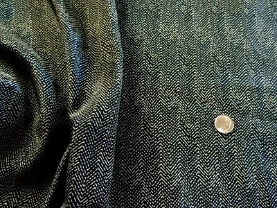 Líquido sedoso verde-negro espiga ligero de 3+ yardas P953 Foto 1 de 3