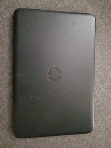 15.6" HP Notebook AMD A10-9600P@ 2.4GHz, 8GB RAM ,1TB HD, Win 10 for parts - Picture 1 of 9