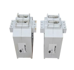 LOTE DE 02 TRANSFORMADORES DE CORRIENTE CAREL MTOPZT2000 / CARLO GAVAZZI CTD-3X.200.5A.XXX - Imagen 1 de 4