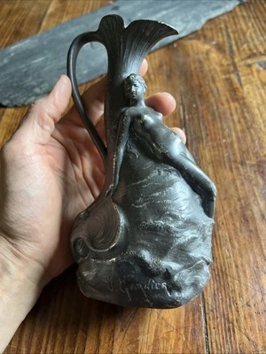 Pichet & Verseuse Etain Art Nouveau Femme Nu & Poisson Signé Garnier - Photo 1/4