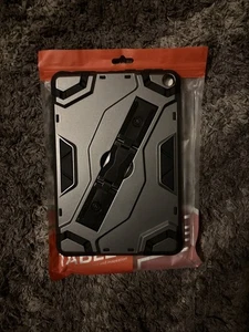 Custodia corazzata ibrida robusta con cavalletto multifunzione per iPad Mini 6 (6° - Foto 1 di 3