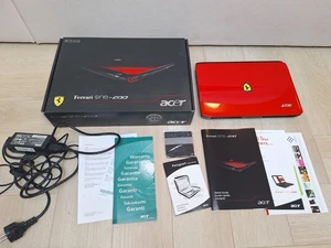 Acer Ferrari One-200 Netbook Laptop Boxed - F0200-312G16n Vintage 2009 - Afbeelding 1 van 10