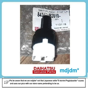 Genuine 84340 B2010 Daihatsu/TOYOTA SWITCH ASSY, STOP LAMP Oem - Picture 1 of 3