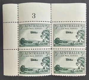 1929- Australia Plt Blk(3) 4X3d Dl Grn AirMail Srvce stamps TypeA Mint/MUH $225 - Picture 1 of 2