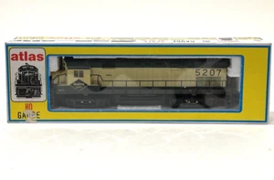 Atlas / Kato HO Alco C-424 Phase I Locomotive Reading #8058 - EX / Boxed - Picture 1 of 13