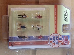 American Diorama 1:64 Mijo Exclusive Race Day 2 Diecast Figure  AD-76472MJ - Picture 1 of 1
