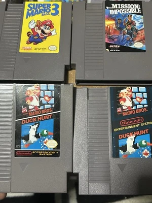 Super Mario 3, 2x Mario Duck Hunt, Mission Imp NES  Nintendo Authentic Lot - Image 1 of 4