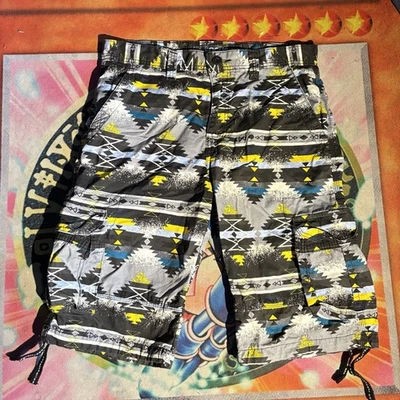 Pantalones cortos cargo vintage Y2K Focus estampado por todas partes Foto 1 de 4