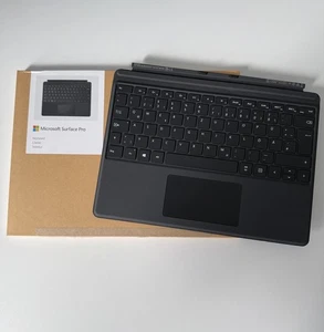 Microsoft Surface Pro X | 13-Zoll-Keyboard | QWERTZ-Layout | schwarz - Bild 1 von 3