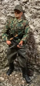 1/6 WWII Dragon/BGTs German Army Splinter Camo NCO w/SMG Normandy 1944 - Picture 1 of 11