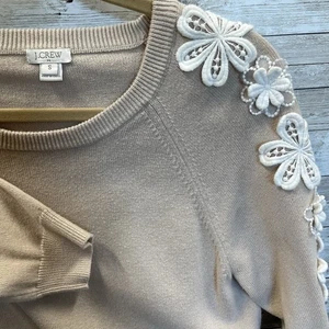 J.Crew Collection Womens S Sweater Flower Sleeve Appliqué Beige White Oatmeal - Picture 1 of 8