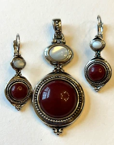 Lia Sophia vintage red Jasper stone & mother pearl slide pendant & earrings - Picture 1 of 3