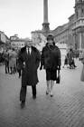 Shirley Maclaine Having A Walk Rome 8Th February 1961 Historic Old Photo 2