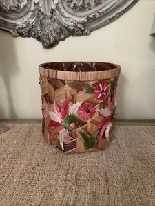 Vtg Round Floral Woven Basket Raffia Straw Weave Flowers Embroidered Planter 9” - Picture 1 of 7