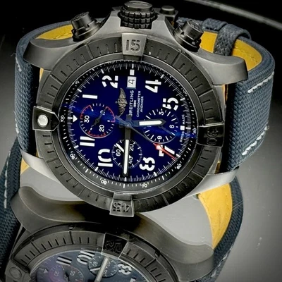 Reloj Breitling Super Avenger Cronógrafo 48 mm Esfera Azul Misión Nocturna V13375 Foto 1 de 4