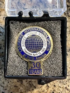 Laborers International Union Of North America 30 Jahre Pin Justice Honor Strength - Bild 1 von 3