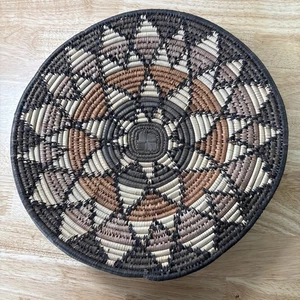 De colección Tejido a Mano Africano 15” W Botswana Bobina Cesta Diseño Zulú Arte de Pared - Imagen 1 de 7