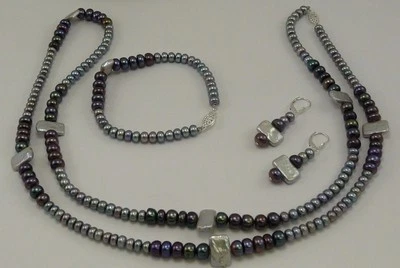 Juego de collar, pendiente y pulsera de perlas grises y negras de agua dulce en cierre plateado Foto 1 de 4