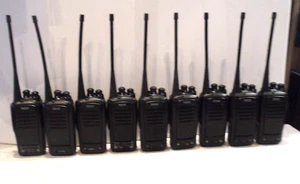 Lot of 9 RCA BR250U UHF 450-470 MHZ 4 WATT 16 CH Two Way Radios - Picture 1 of 10