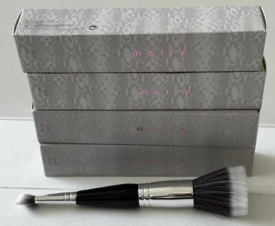 Lote Mally para 4 cepillos bronceadores y rubor lateral Duel leer marca Listing nuevo en caja 4 piezas Foto 1 de 2