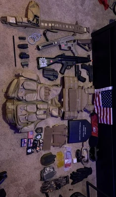 Massive airsoft lot everything new would be Around 3g you can buy Stuff separate - Image 1 of 4