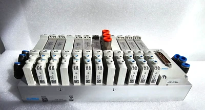 FESTO 573507 VABM-L1-14W-G14-12-GR+VAEM-L1-S-M1-25 8 X  VUVG-B14-T32C-AZT-F-1T1L - Image 1 of 4