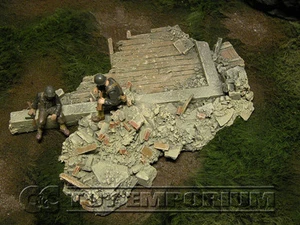 "RETIRED" Build-a-Rama 1:32 Hand Painted Bombed Out Foundation - Picture 1 of 3