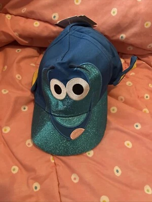 Gorra de béisbol Disney Pixar Finding Nemo Dory.  Talla infantil con aletas. Foto 1 de 4