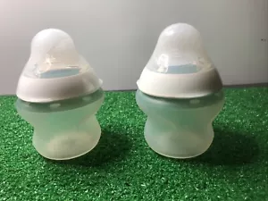 2 Tomee Tipee silicone 5oz bottles and 2 lid - Picture 1 of 4