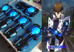 Yu-Gi-Oh! Seto Kaiba Cosplay Sonido y Luz Duelo Placa Película Ver. Accesorios de Halloween - Imagen 1 de 6