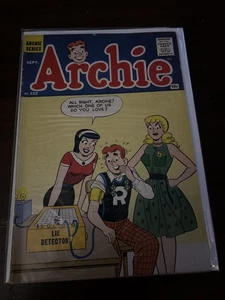 Archie #122 (ARCHIE COMICS Publications, Inc. September 1961) Vg - Picture 1 of 6