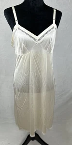 Camicia da notte vintage Lorraine slip donna 38 alta panna 100% nylon slip completo USA - Foto 1 di 14