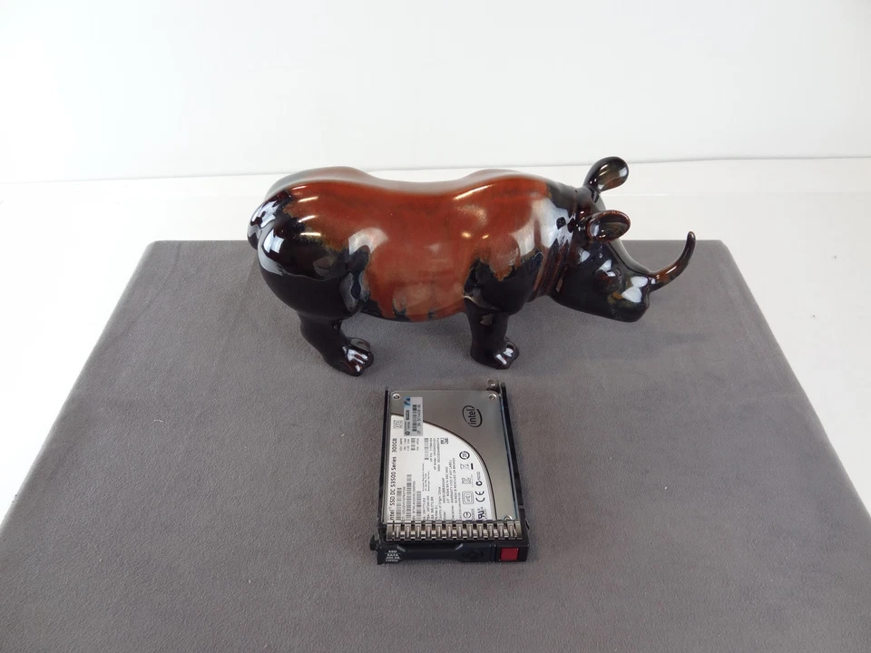 739954-001 HP 300GB 6G SATA Value Endurance SFF 2.5-in SC SSD 739714-001 739888- - Image 1 of 1