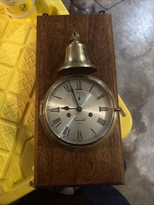 Greenoble Messing montiert mit Glockenuhr. Braucht Batterien? as is - Bild 1 von 9