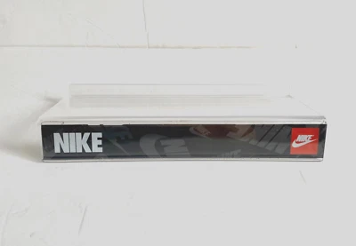 Letrero de exhibición de estante de zapatos vintage acrílico Nike para tienda minorista tienda GG Foto 1 de 4