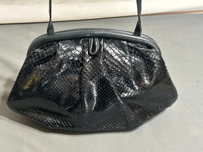 Bolso sin asas de hombro vintage de piel de serpiente negro de los años 70 BOLSO DE SUPREME Foto 1 de 4