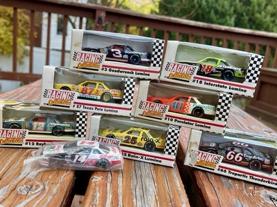 Colecionáveis Revell Racing 1/64-1991-Chevy Lumina pacote com 8- Novo na embalagem - Imagem 1 de 4