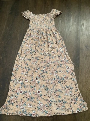 Vestido floral para niñas talla 10 de Aeropostale #11 Foto 1 de 4