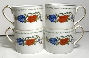 Aynsley English Bone China Set di 4 tazze da caffè Famille Rose 2 3/8 piatte da tè - Foto 1 di 13